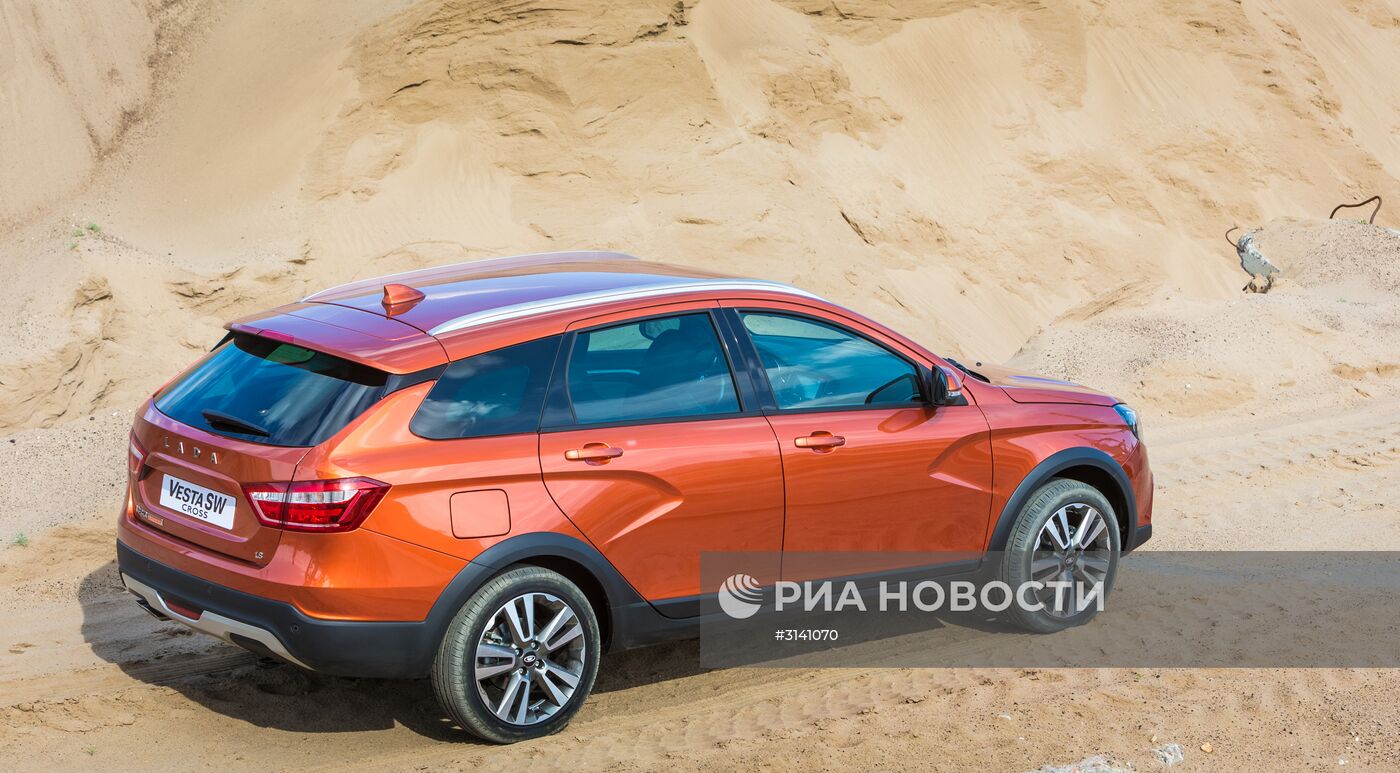 АвтоВАЗ представил универсалы Lada Vesta SW и Lada Vesta SW Cross