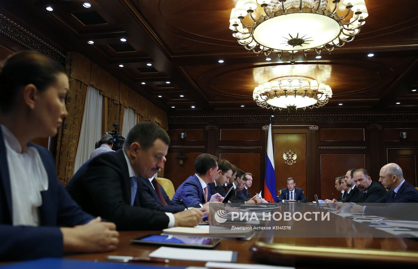 Премьер-министр РФ Д. Медведев провел заседание по стратегическому развитию и приоритетным проектам