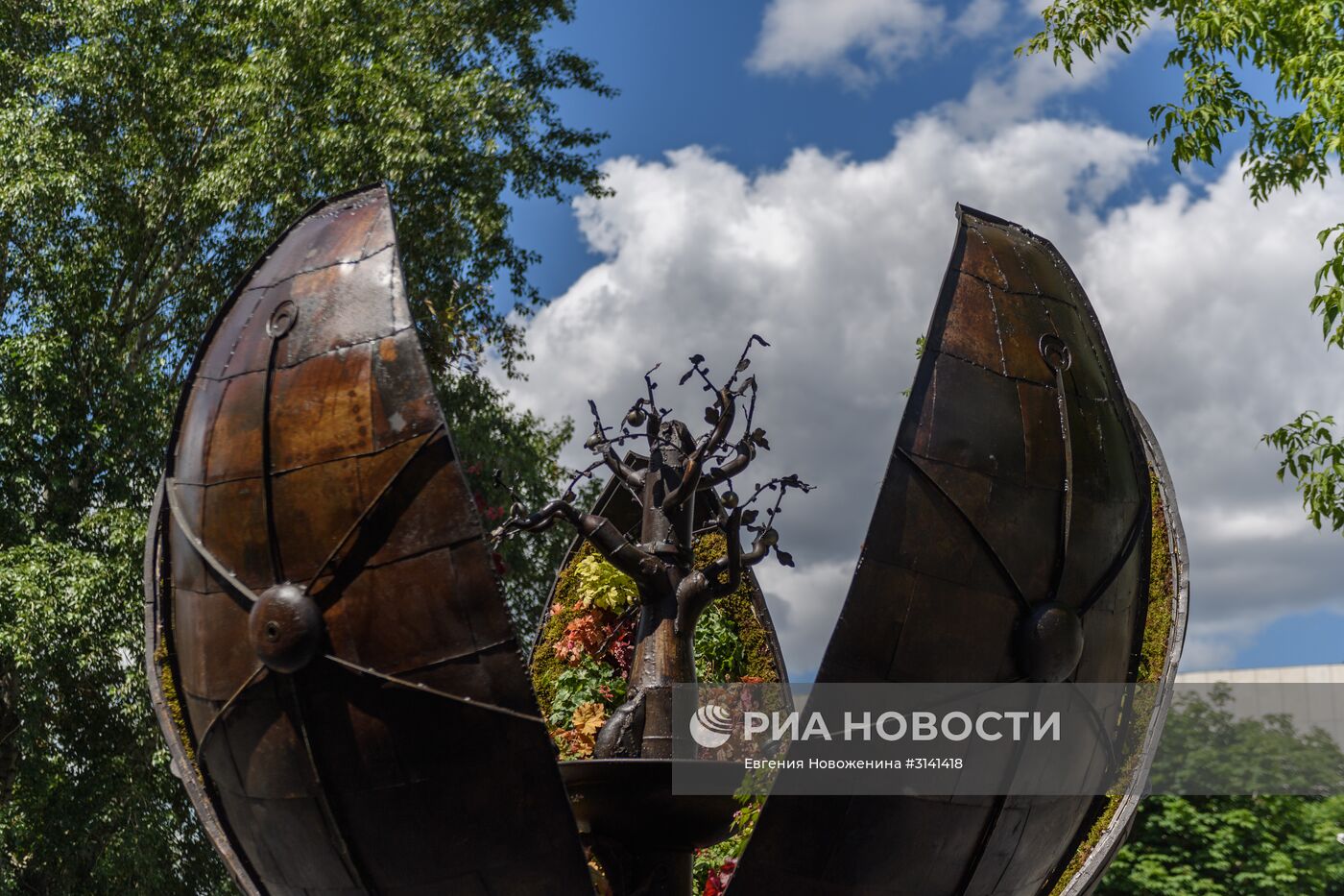VI Московский Международный фестиваль садов и цветов Moscow Flower Show в парке искусств Музеон