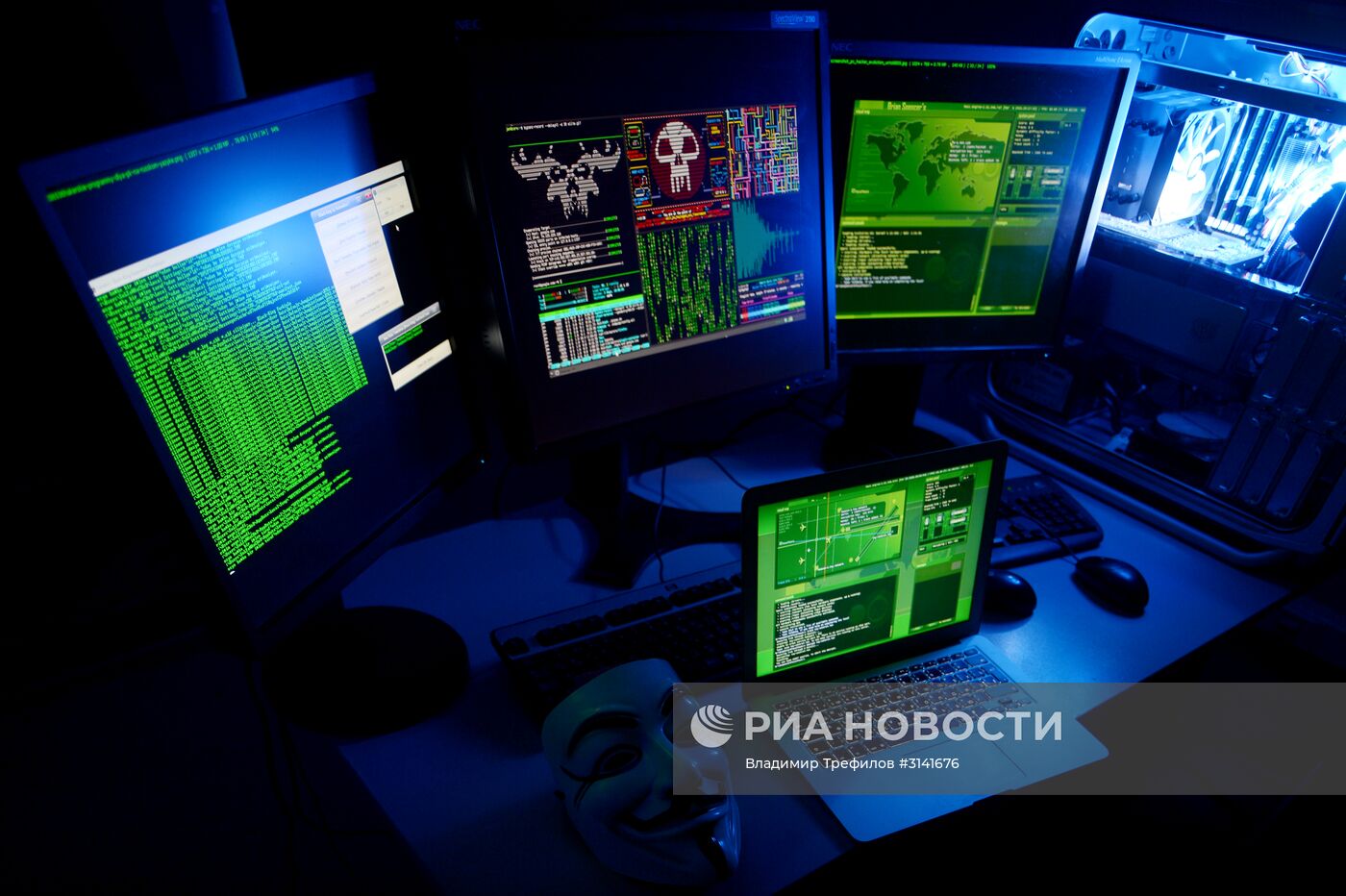 Вирус-вымогатель атаковал IT-системы компаний в разных странах