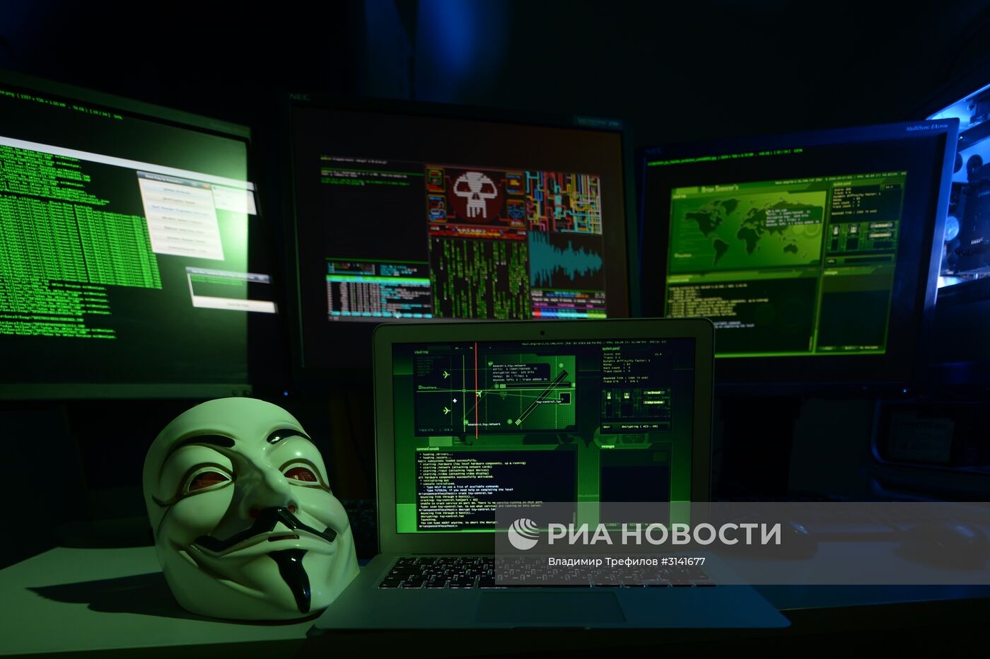 Вирус-вымогатель атаковал IT-системы компаний в разных странах