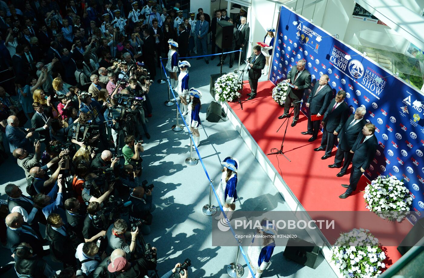 Рабочая поездка вице-премьера РФ Д. Рогозина в Санкт-Петербург