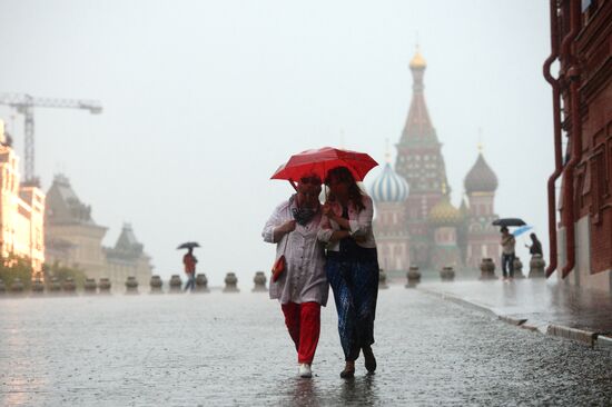 Дождь в Москве