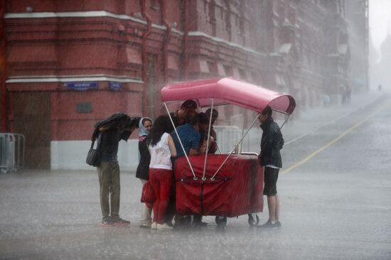 Дождь в Москве