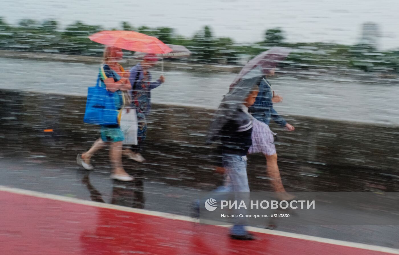 Дождь в Москве