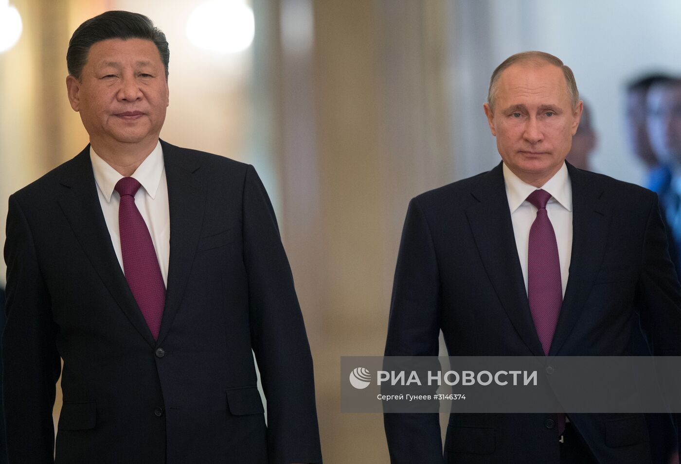 Встреча президента РФ В. Путина и председателя КНР Си Цзиньпина в Москве