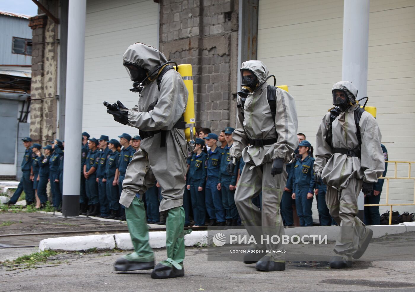 Учения МЧС в Донецке