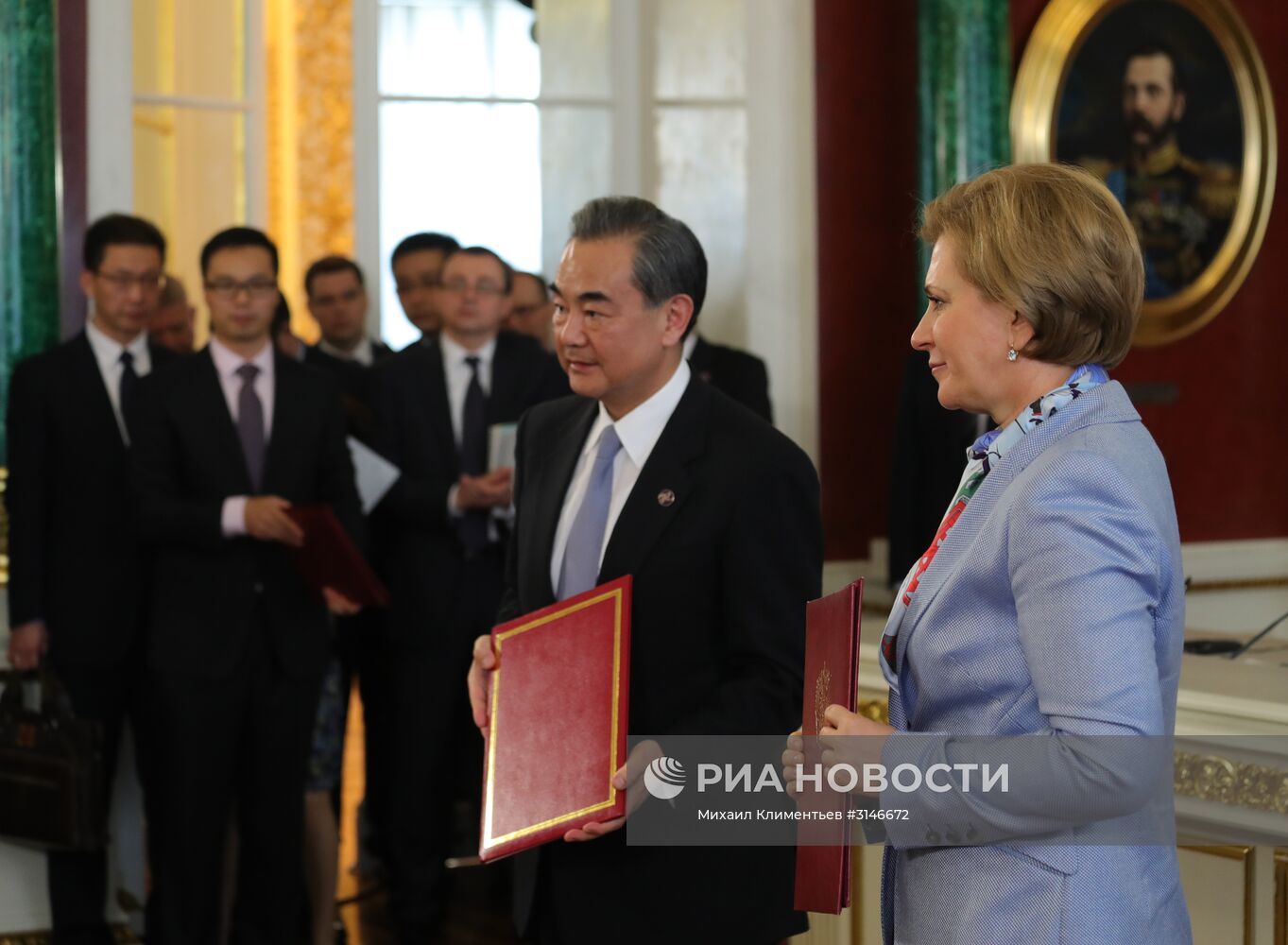 Встреча президента РФ В. Путина и председателя КНР Си Цзиньпина в Москве