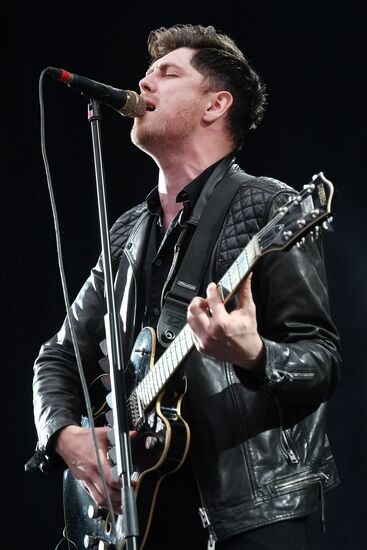 Ежегодный международный музыкальный фестиваль "Park Live"