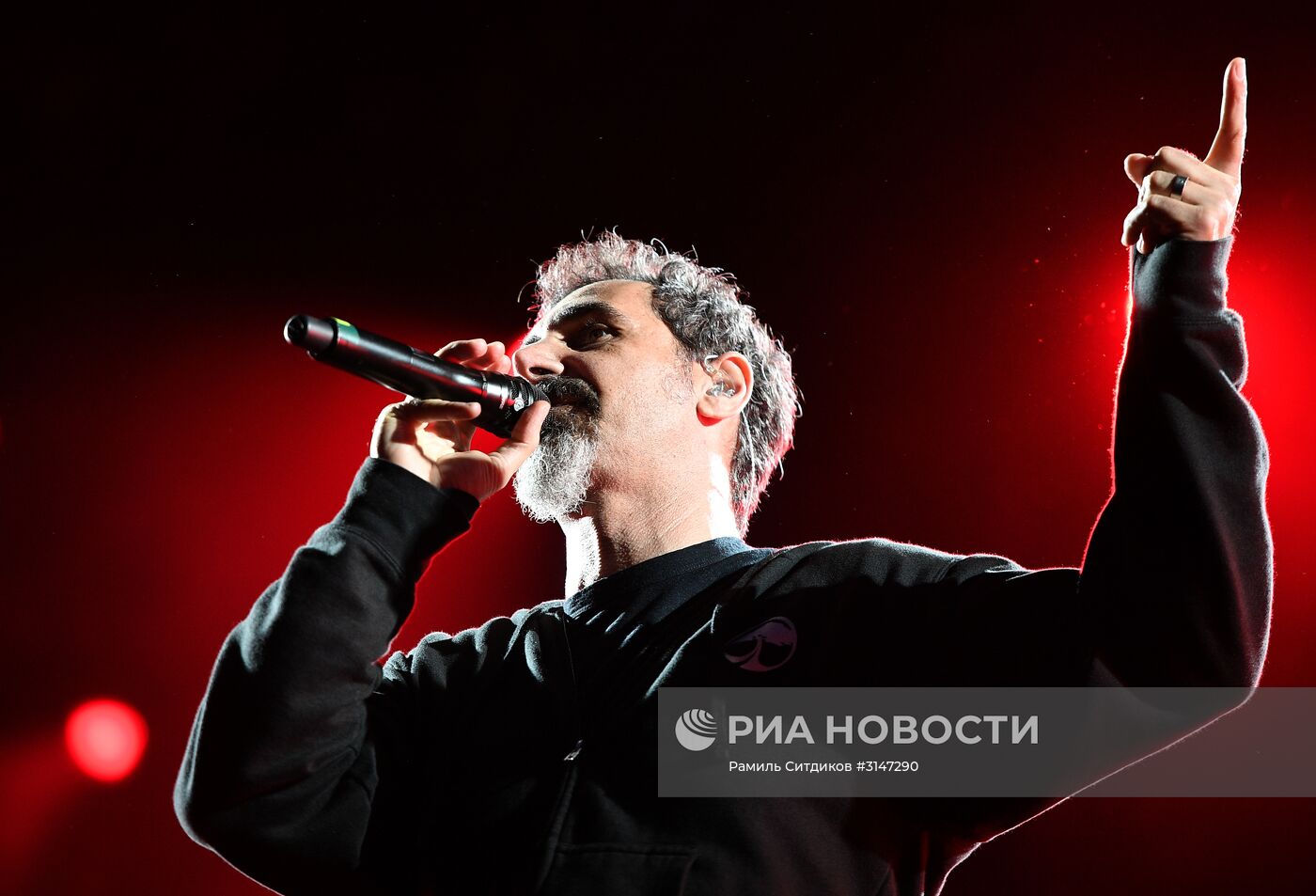 Ежегодный международный музыкальный фестиваль "Park Live"