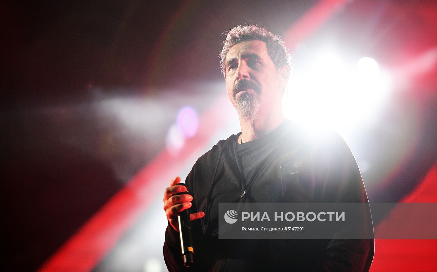 Ежегодный международный музыкальный фестиваль "Park Live"