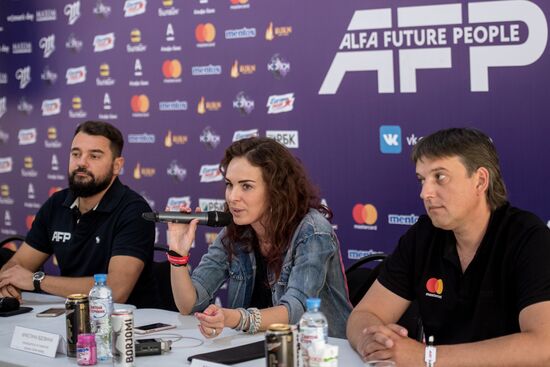 Фестиваль "Alfa Future People" 2017. День первый