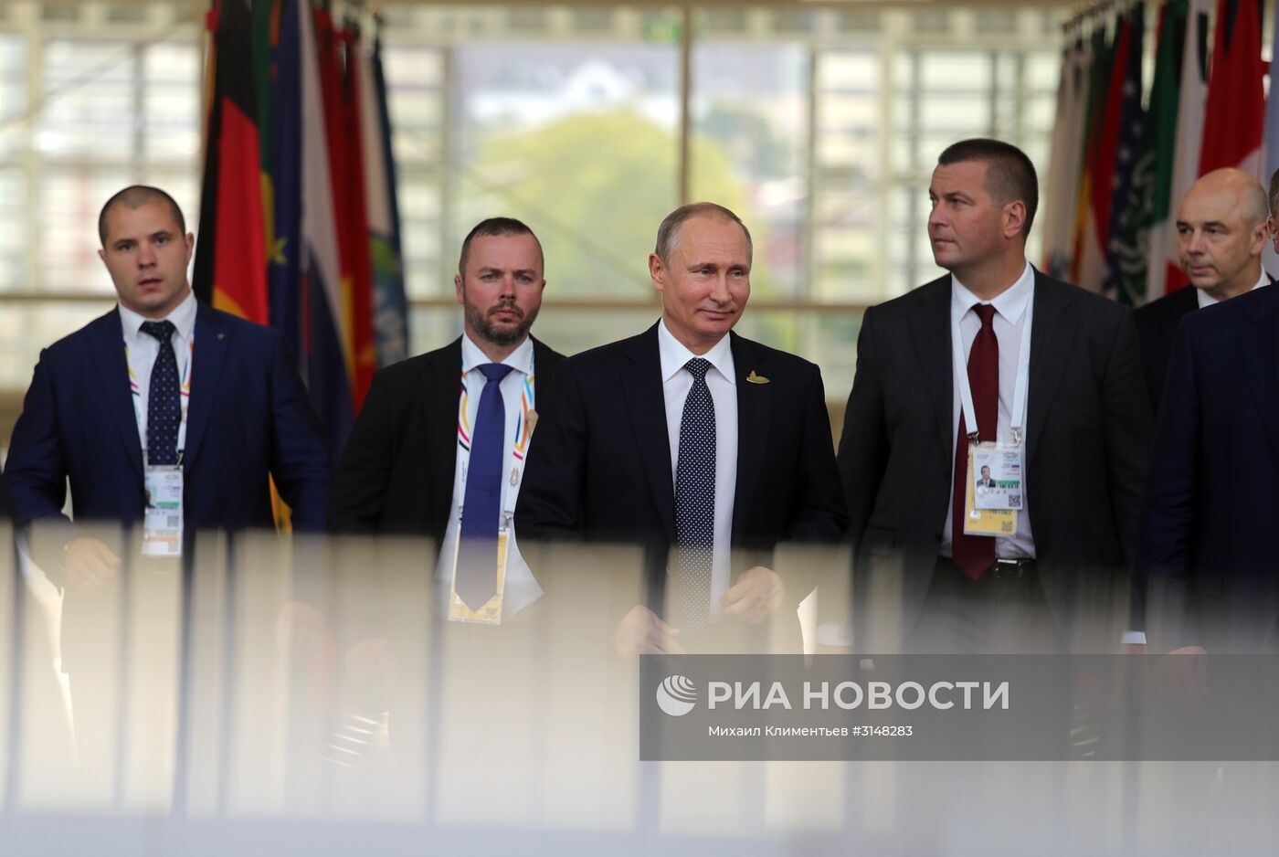 Президент РФ В. Путин принимает участие в саммите "Группы двадцати" в Гамбурге