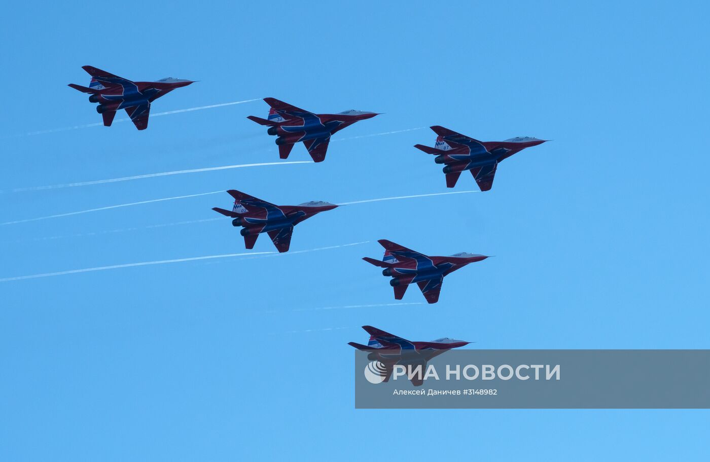 Празднование 105-летия Воздушно-космических сил РФ в Санкт-Петербурге