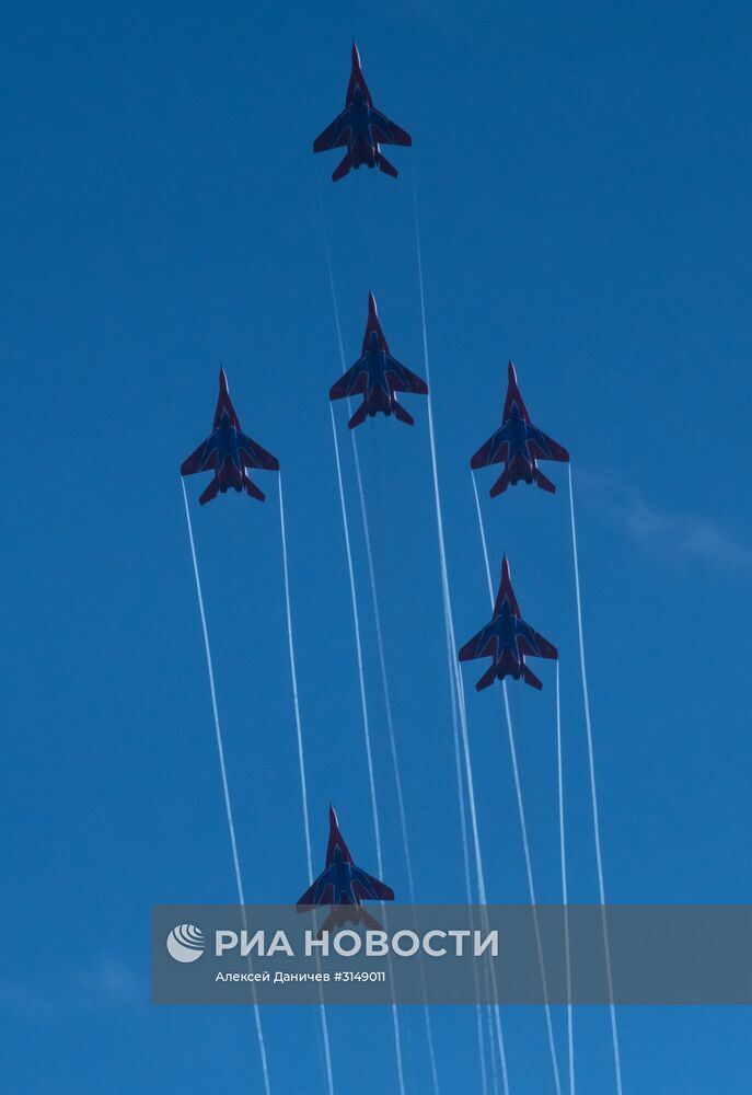 Празднование 105-летия Воздушно-космических сил РФ в Санкт-Петербурге