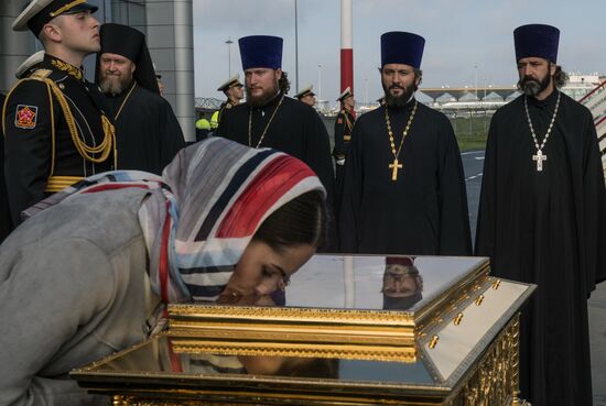 Встреча ковчега с мощами святителя Николая Чудотворца
