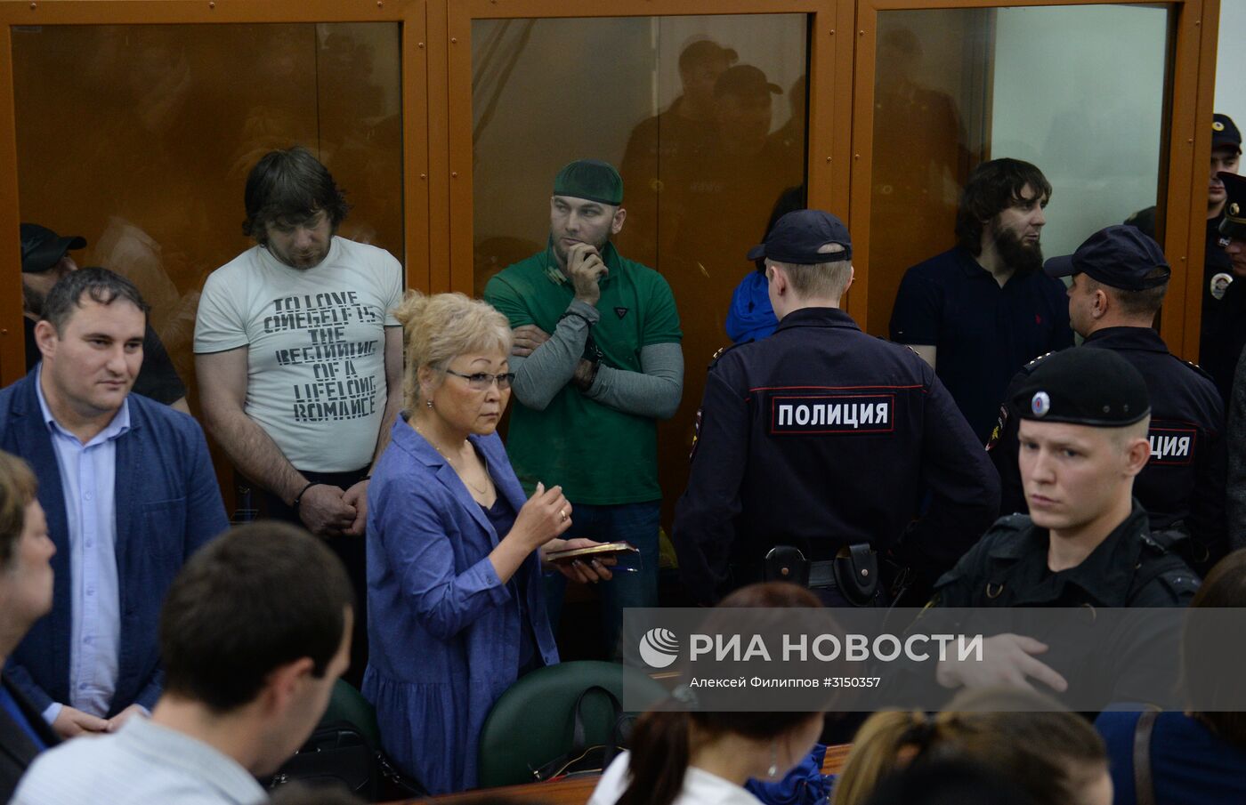 Оглашение приговора обвиняемым в убийстве Бориса Немцова