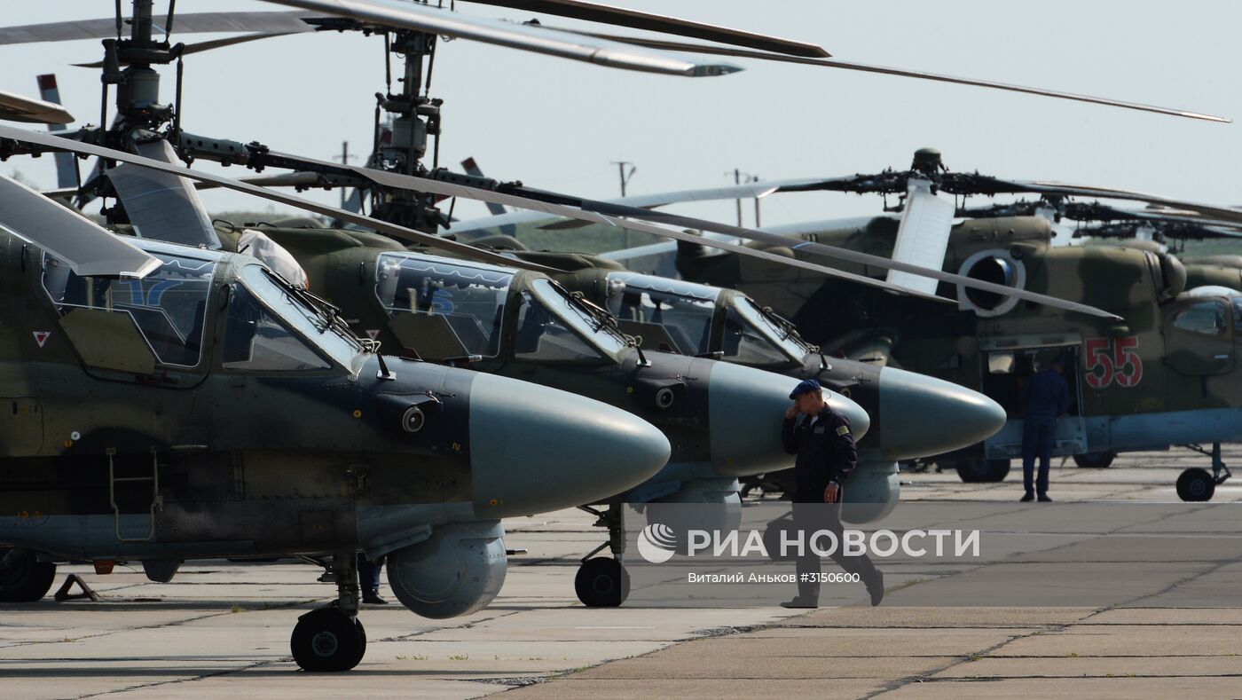 Летно-тактические учения вертолетного полка в Приморском крае