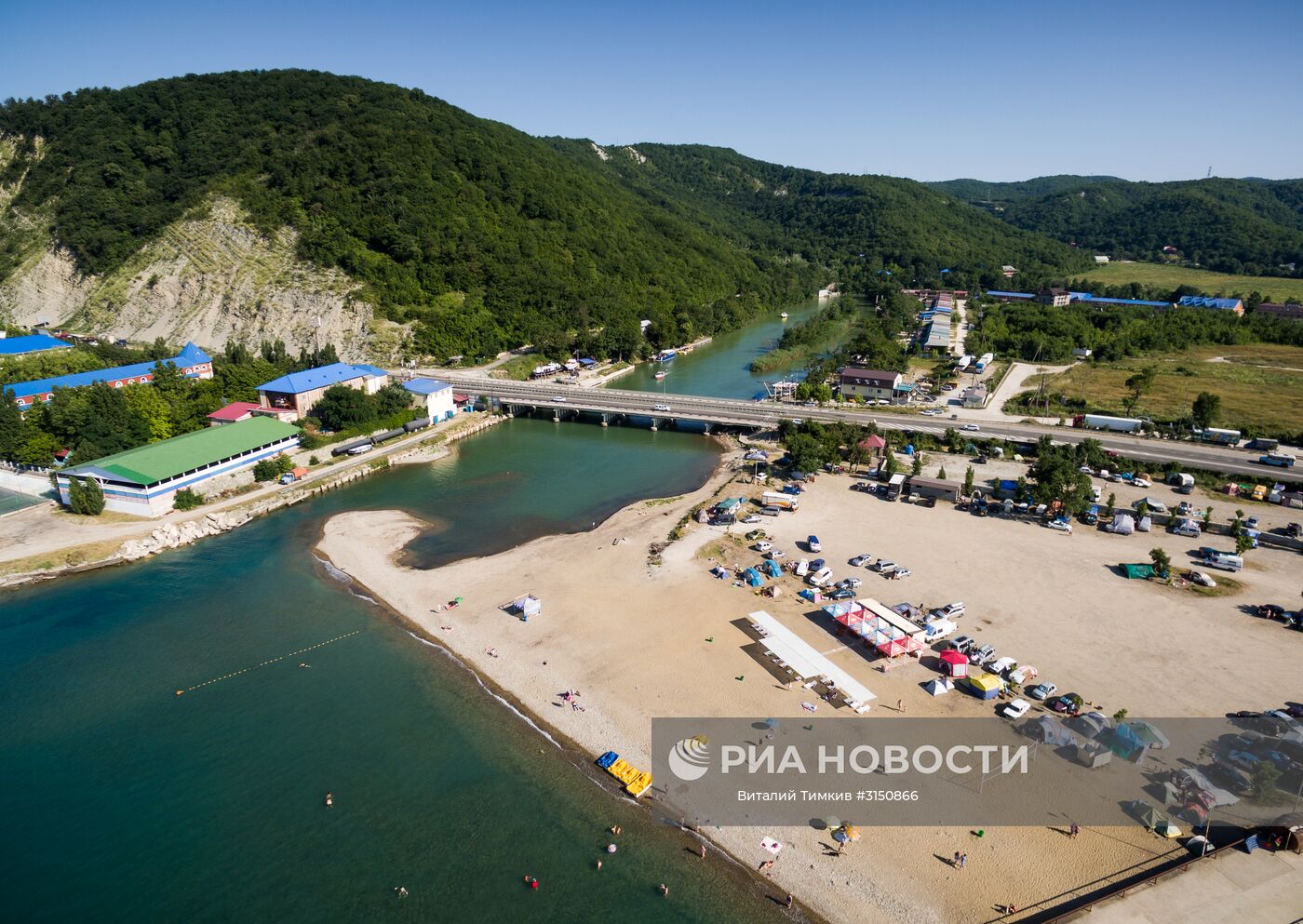 Лермонтово. Посёлок Лермонтово Туапсинского района. Река Шапсухо в Лермонтово. Краснодарский край Туапсинский район поселок Лермонтово. Золотой берег Лермонтово Краснодарский край.