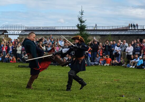 Исторический фестиваль "Страж в истоке Невы" в Ленинградской области