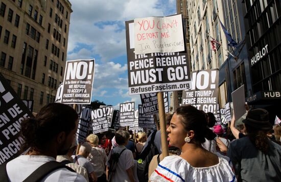 Акция протеста против Трампа в США