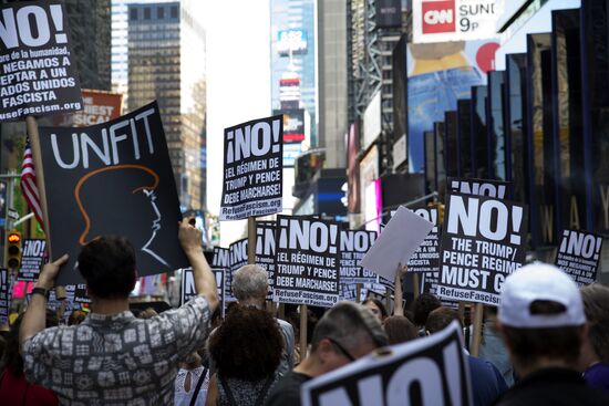 Акция протеста против Трампа в США