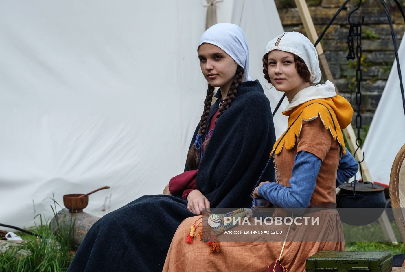 Исторический фестиваль "Страж в истоке Невы" в Ленинградской области