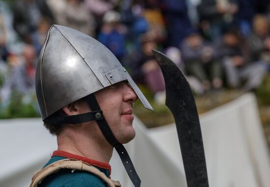 Исторический фестиваль "Страж в истоке Невы" в Ленинградской области