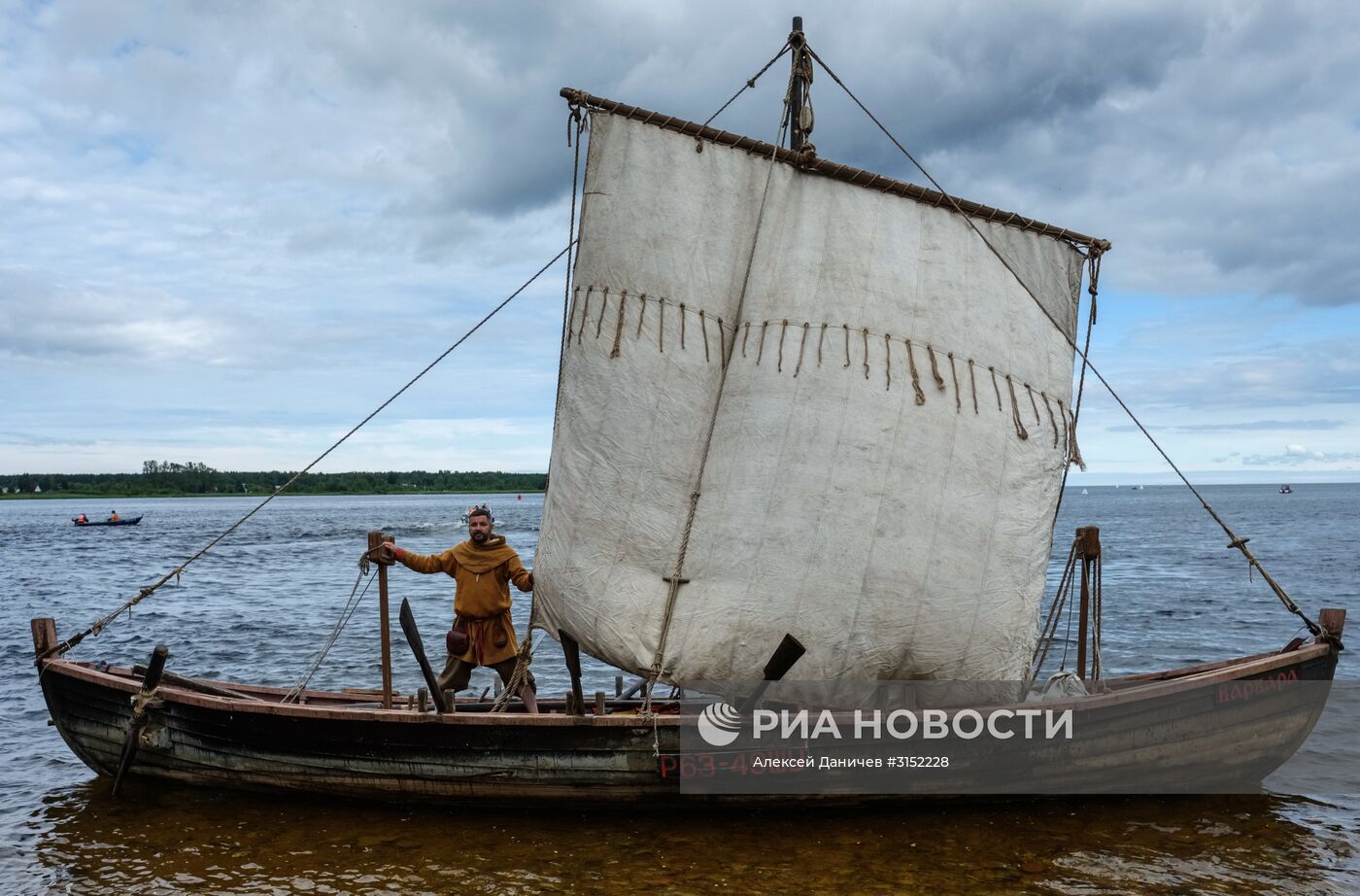 Исторический фестиваль "Страж в истоке Невы" в Ленинградской области