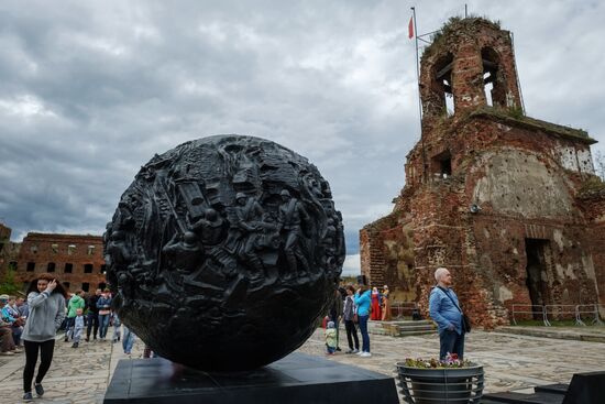 Исторический фестиваль "Страж в истоке Невы" в Ленинградской области