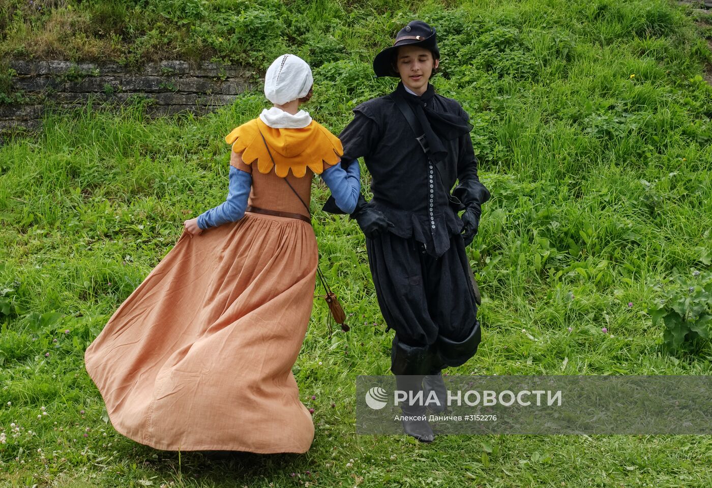 Исторический фестиваль "Страж в истоке Невы" в Ленинградской области