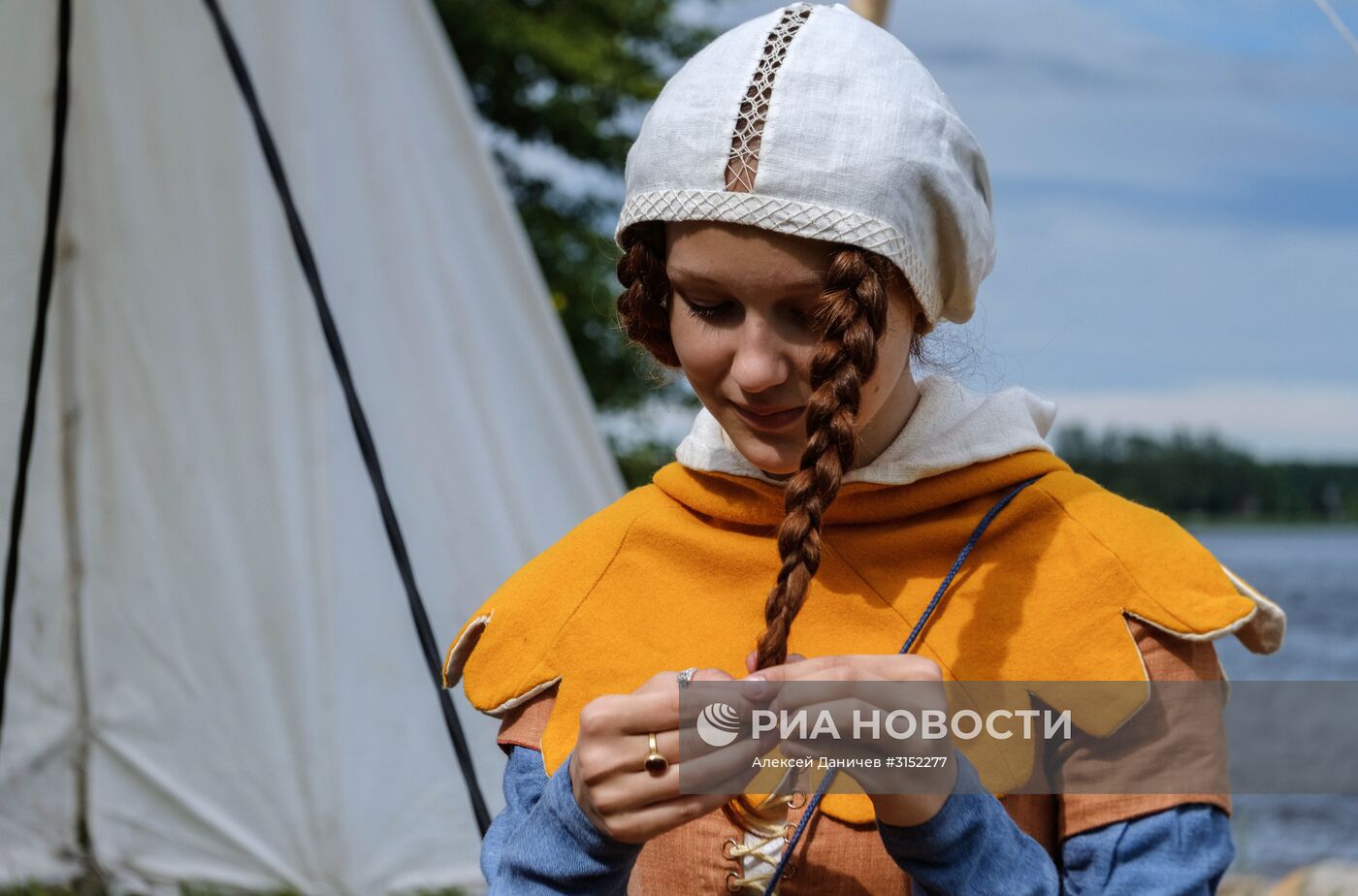 Исторический фестиваль "Страж в истоке Невы" в Ленинградской области