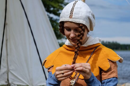 Исторический фестиваль "Страж в истоке Невы" в Ленинградской области