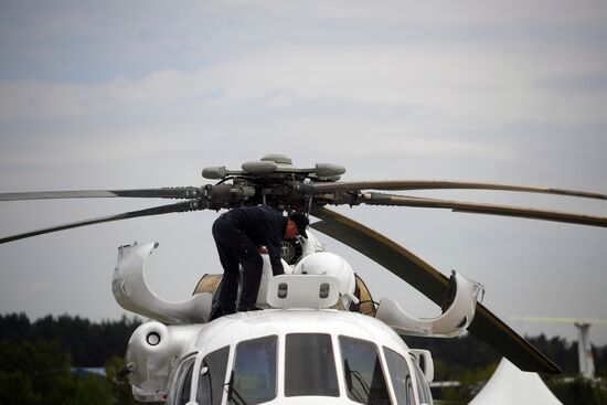 Открытие международного авиационно-космического салона МАКС-2017