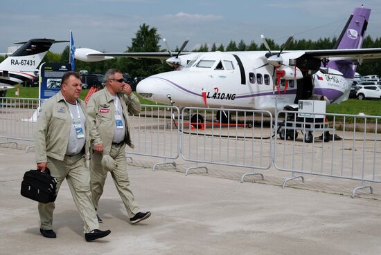 Открытие международного авиационно-космического салона МАКС-2017