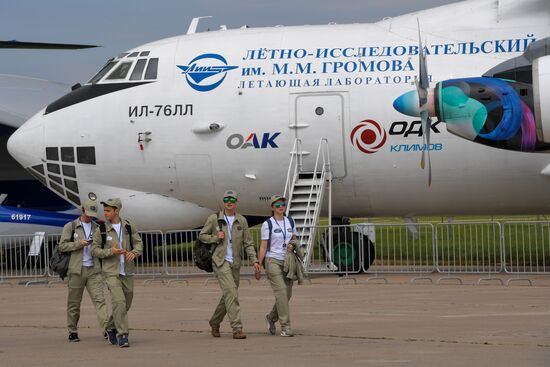 Открытие международного авиационно-космического салона МАКС-2017