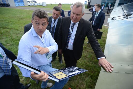 Открытие международного авиационно-космического салона МАКС-2017