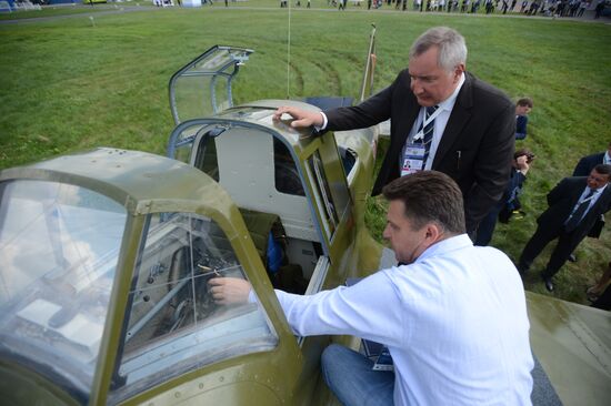 Открытие международного авиационно-космического салона МАКС-2017