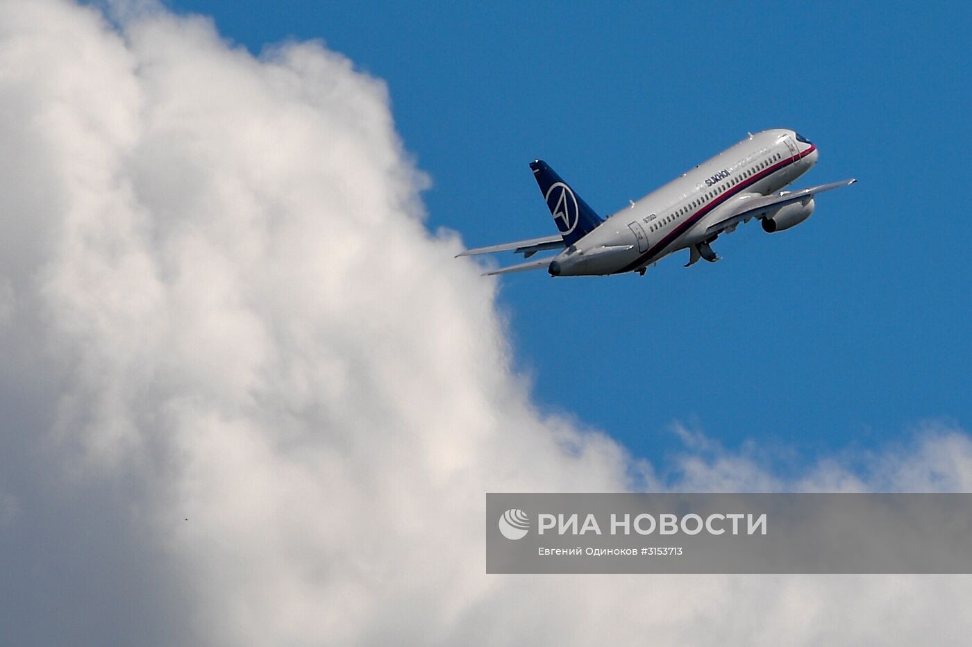 Открытие международного авиационно-космического салона МАКС-2017