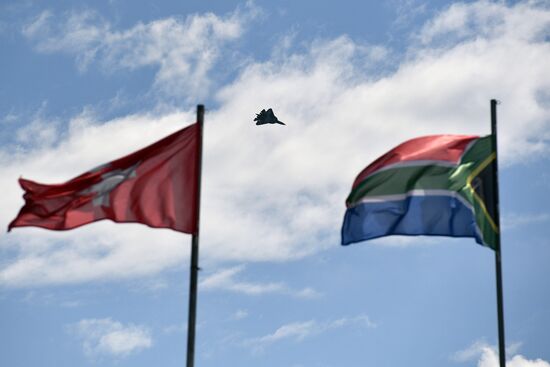 Открытие международного авиационно-космического салона МАКС-2017