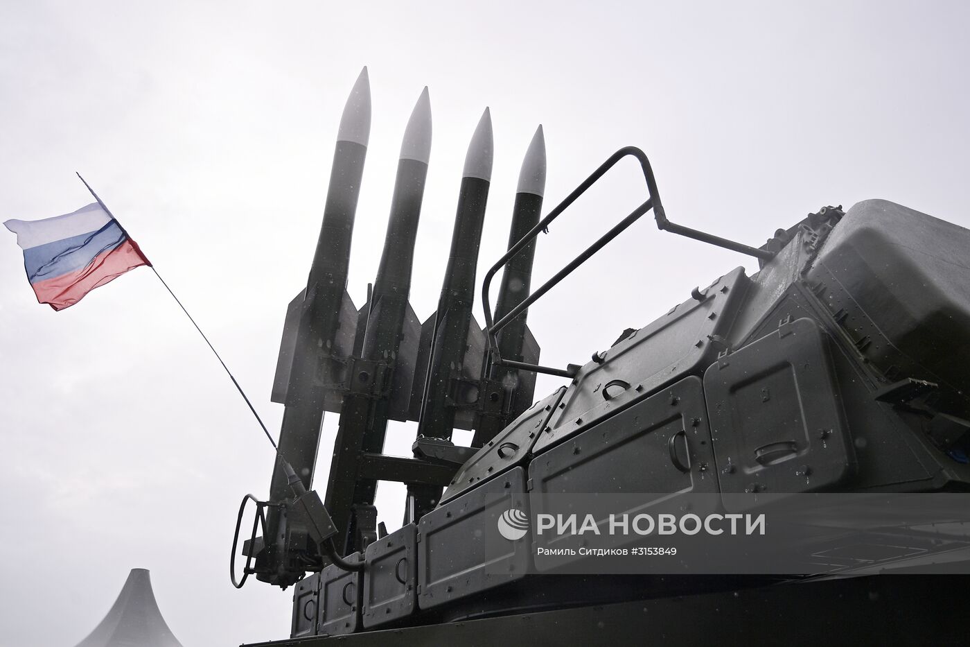 Открытие международного авиационно-космического салона МАКС-2017