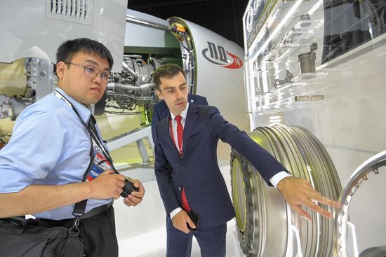 Открытие международного авиационно-космического салона МАКС-2017