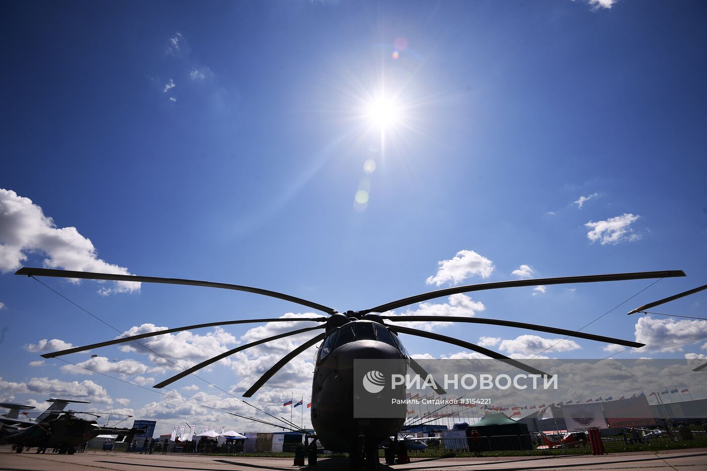 Международный авиационно-космический салон МАКС-2017. День второй