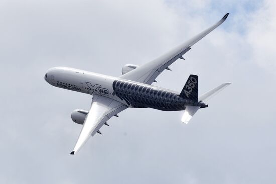 Международный авиационно-космический салон МАКС-2017. День второй