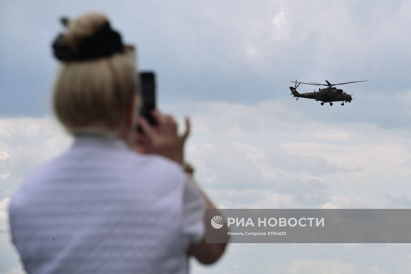 Международный авиационно-космический салон МАКС-2017. День второй