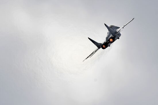 Международный авиационно-космический салон МАКС-2017. День второй