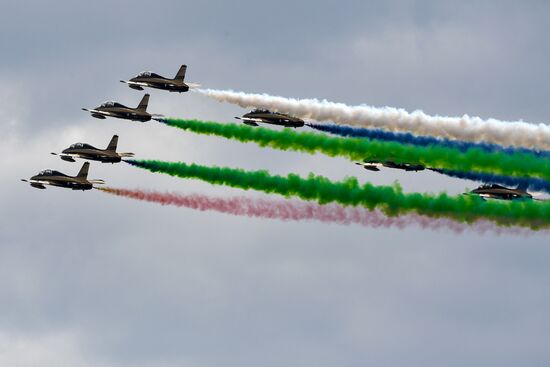 Международный авиационно-космический салон МАКС-2017. День второй