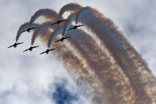 Международный авиационно-космический салон МАКС-2017. День второй