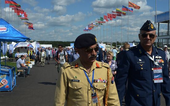 Международный авиационно-космический салон МАКС-2017. День второй