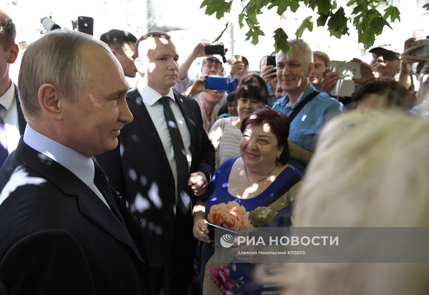 Президент РФ В. Путин поздравил с 90-летием Людмилу Алексееву